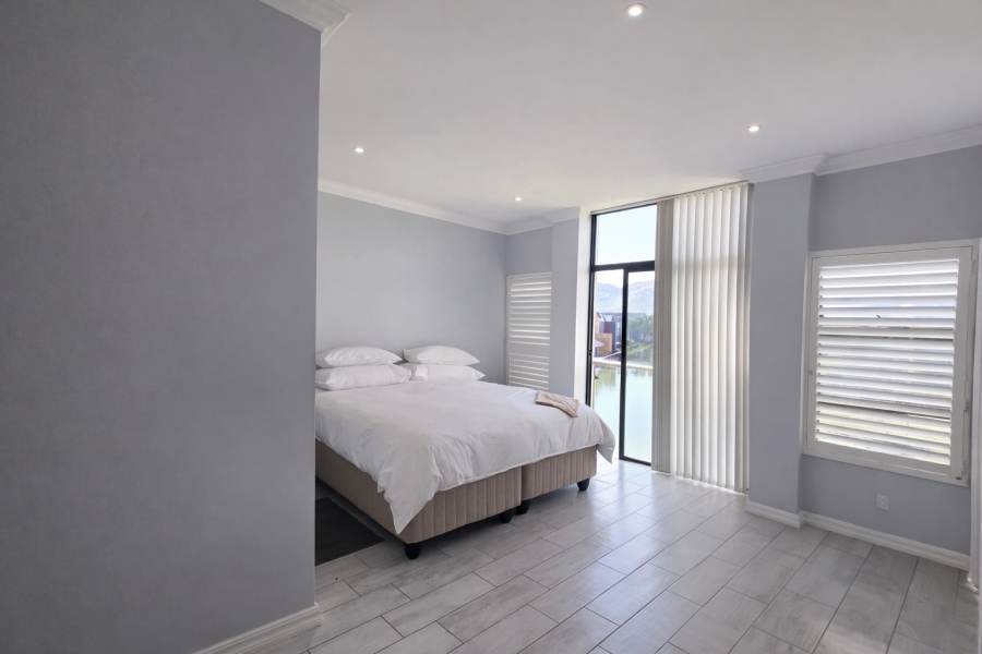 4 Bedroom Property for Sale in The Islands Estates North West